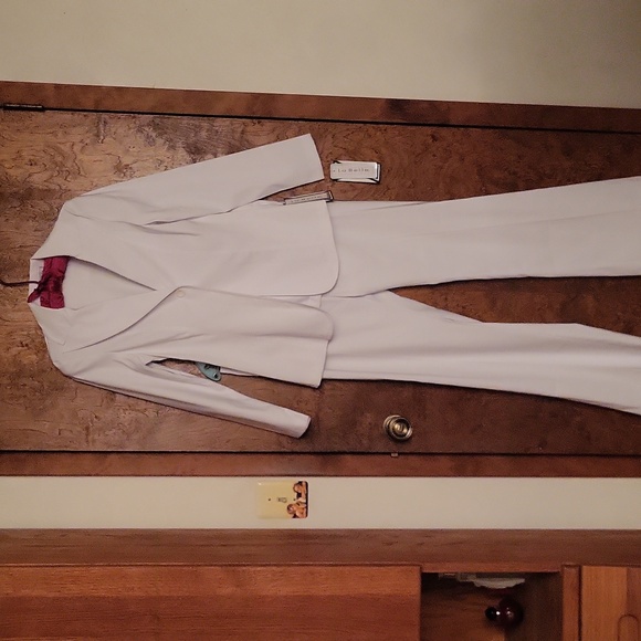 La Belle White Blazer and Pants Set NWT Blazer 7, Pants 11 - Picture 13 of 14